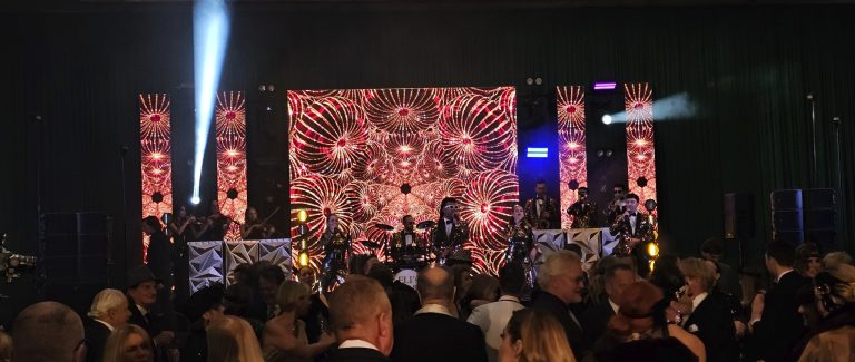 Illuminating_Experiences